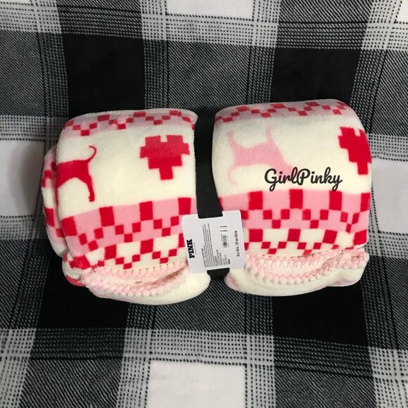 VS PINK BLACK FRIDAY 2025 PLUSH BLANKET NEW WITH TAGS IN FAIR ISLE - Picture 4 of 9